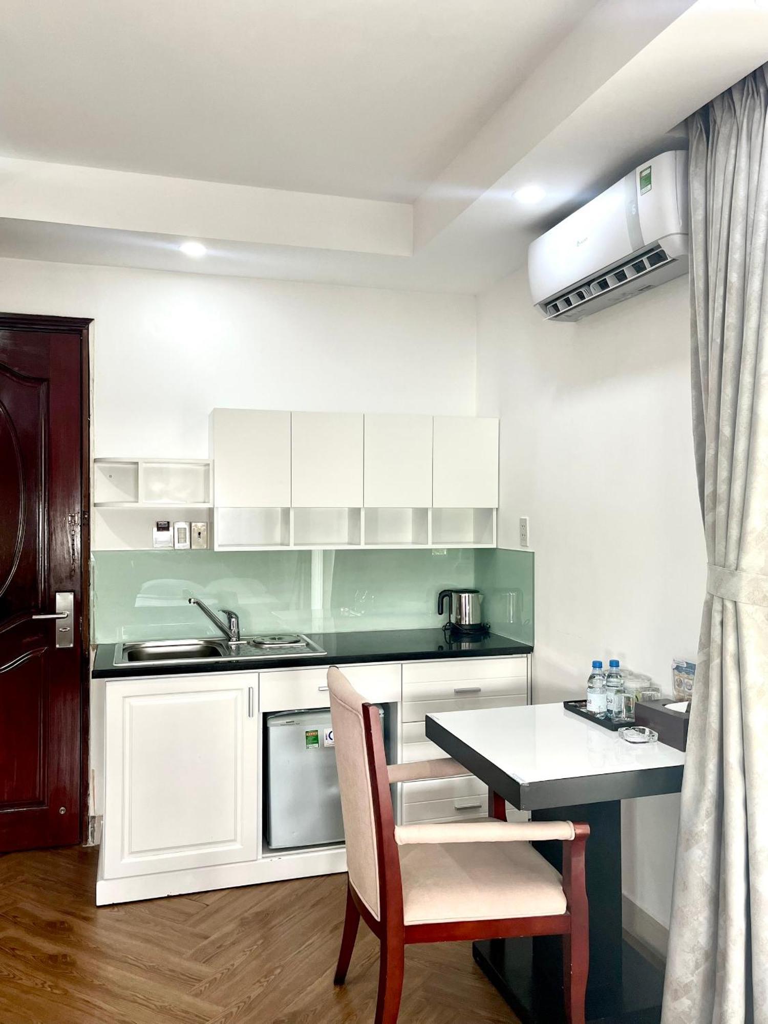 Paragon Hotel Pmh Thành Pho Ho Chí Minh Esterno foto