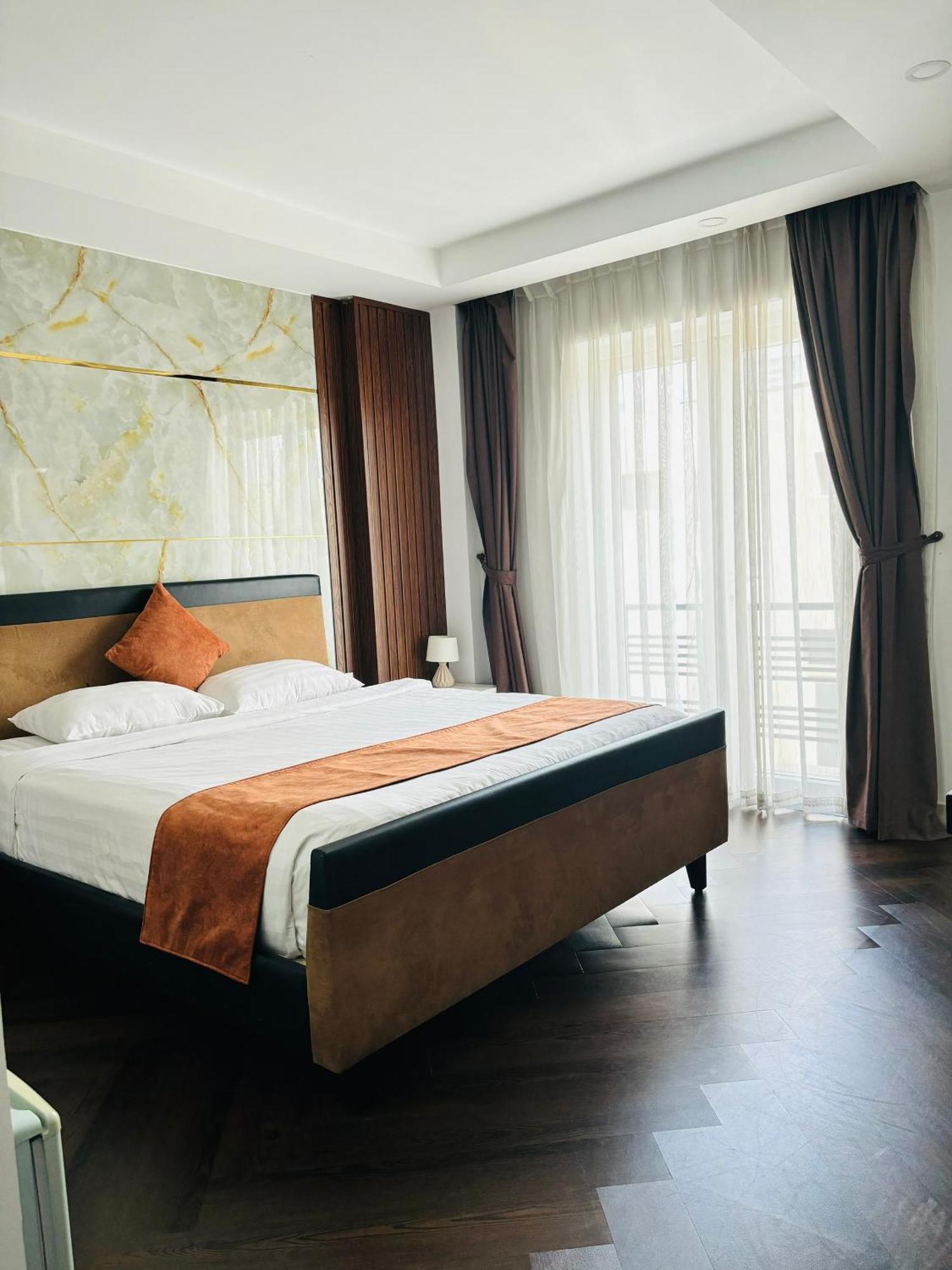 Paragon Hotel Pmh Thành Pho Ho Chí Minh Esterno foto